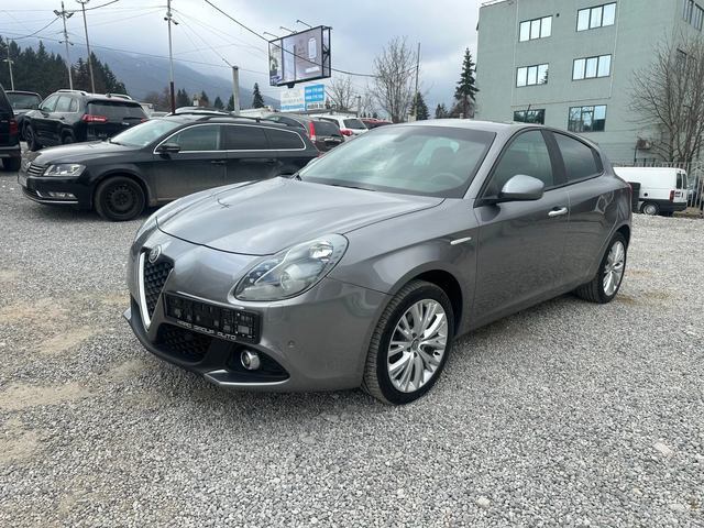 Alfa Romeo Giulietta ШВЕЙЦАРИЯ АВТОМАТИК НАВИГАЦИЯ - автомобили, коли, обяви за нови и употребявани 0