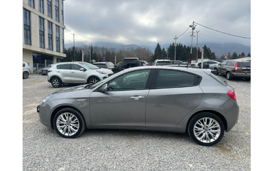 Alfa Romeo Giulietta ШВЕЙЦАРИЯ АВТОМАТИК НАВИГАЦИЯ - автомобили, коли, обяви за нови и употребявани 6