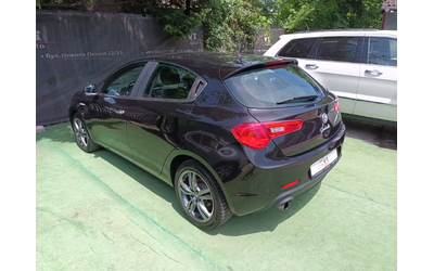 alfa-romeo-giulietta - 4