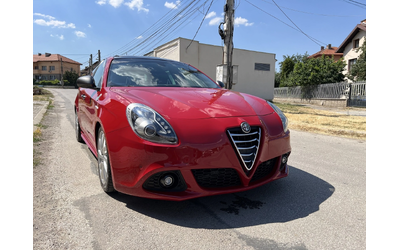 alfa-romeo-giulietta - 2