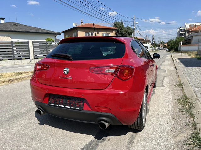 Alfa Romeo Giulietta Quadrifoglio-FACELIFT-1750-AVTOMAT-ШВЕЙЦАРИЯ - автомобили, коли, обяви за нови и употребявани 4