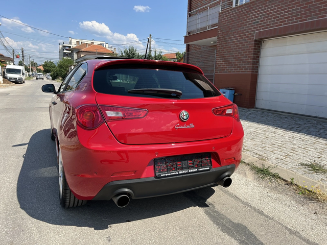 Alfa Romeo Giulietta Quadrifoglio-FACELIFT-1750-AVTOMAT-ШВЕЙЦАРИЯ - автомобили, коли, обяви за нови и употребявани 6