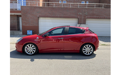 Alfa Romeo Giulietta Quadrifoglio-FACELIFT-1750-AVTOMAT-ШВЕЙЦАРИЯ - автомобили, коли, обяви за нови и употребявани 7