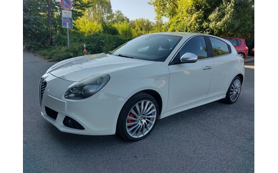alfa-romeo-giulietta - 0