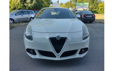 alfa-romeo-giulietta - 2
