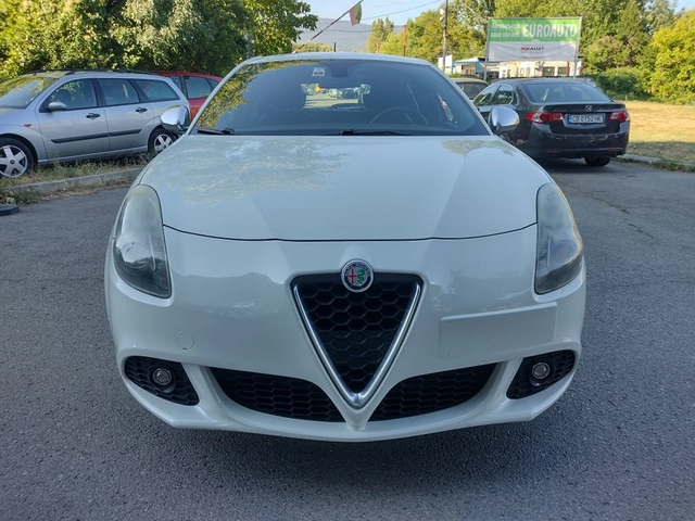 Alfa Romeo Giulietta 1, 4T 170ps AUTOMATIC - автомобили, коли, обяви за нови и употребявани 2