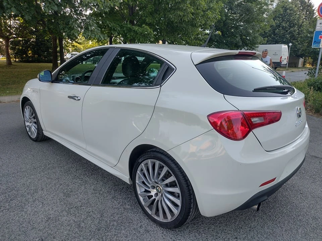 Alfa Romeo Giulietta 1, 4T 170ps AUTOMATIC - автомобили, коли, обяви за нови и употребявани 4
