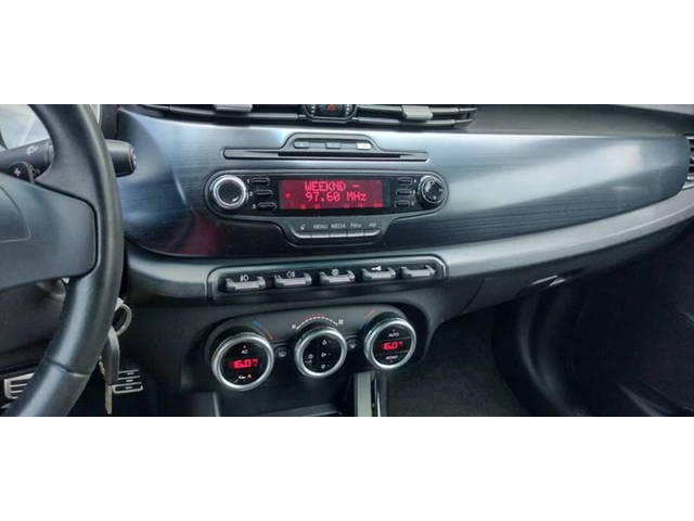 Alfa Romeo Giulietta 1, 4T 170ps AUTOMATIC - автомобили, коли, обяви за нови и употребявани 9