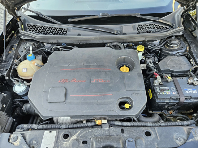 Alfa Romeo Giulietta 2.0JTDM-170кс= АВТОМАТ= BOSE= АВТОПИЛОТ= КЛИМАТРОН - автомобили, коли, обяви за нови и употребявани 16