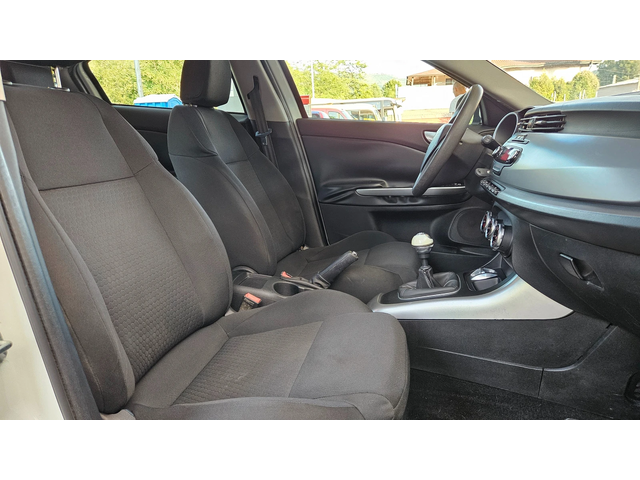 Alfa Romeo Giulietta JTD KLIMATIK/6skorosti/Euro-5 - автомобили, коли, обяви за нови и употребявани 11