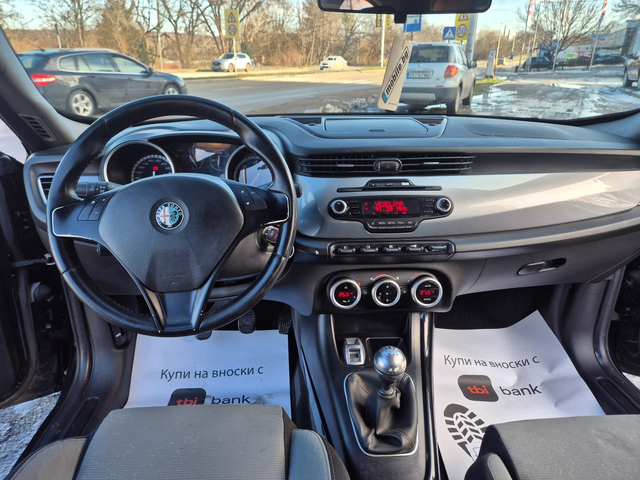 Alfa Romeo Giulietta JTD - автомобили, коли, обяви за нови и употребявани 11