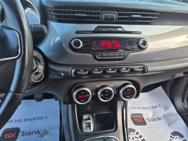 Alfa Romeo Giulietta JTD - автомобили, коли, обяви за нови и употребявани 14