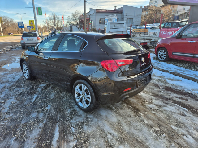 Alfa Romeo Giulietta JTD - автомобили, коли, обяви за нови и употребявани 6