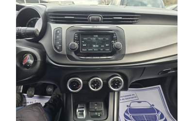 Alfa Romeo Giulietta 1.4i 120к.с Фабрична газ - автомобили, коли, обяви за нови и употребявани 15