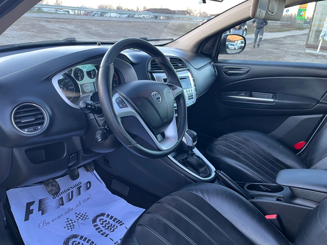 Alfa Romeo Giulietta 1.6M-JET-105-LED-ITALIA - автомобили, коли, обяви за нови и употребявани 12