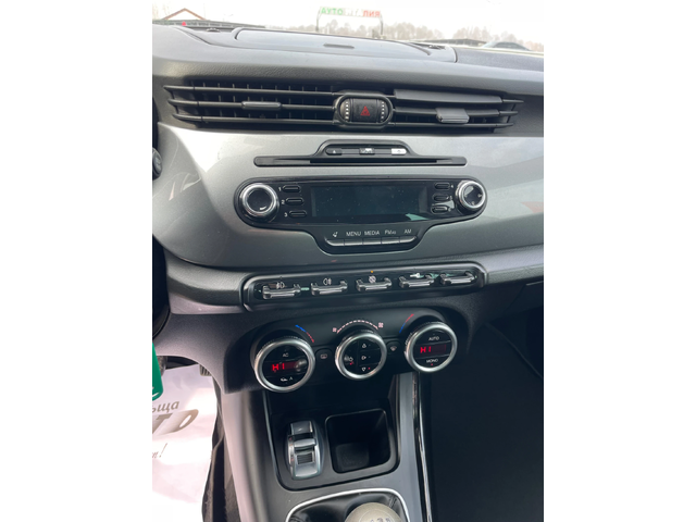 Alfa Romeo Giulietta 2.0jTD-170-ITALIA - автомобили, коли, обяви за нови и употребявани 11