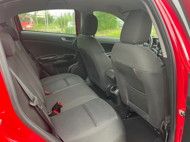 Alfa Romeo Giulietta 1.6m-jet-ITALIA - автомобили, коли, обяви за нови и употребявани 5