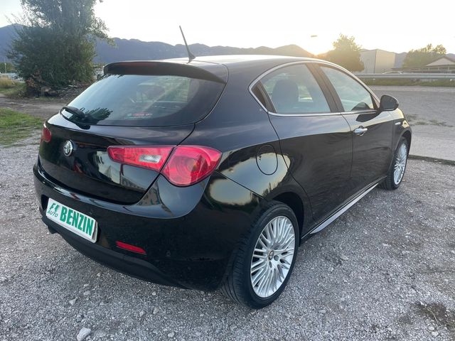 Alfa Romeo Giulietta 1.4I-GAS-ITALIA - автомобили, коли, обяви за нови и употребявани 6