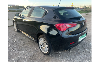 Alfa Romeo Giulietta 1.4I-GAS-ITALIA - автомобили, коли, обяви за нови и употребявани 8