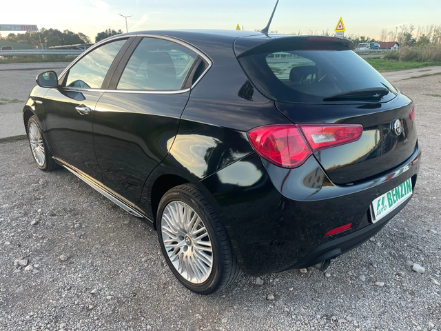 Alfa Romeo Giulietta 1.4I-GAS-ITALIA - автомобили, коли, обяви за нови и употребявани 8