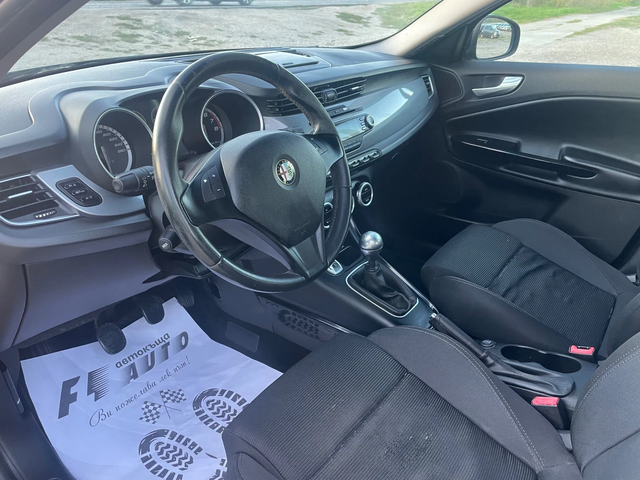 Alfa Romeo Giulietta 1.4I-GAS-ITALIA - автомобили, коли, обяви за нови и употребявани 9
