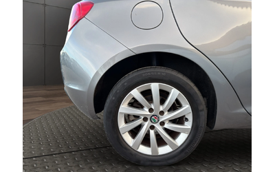 Alfa Romeo Giulietta 1.4i TURBO - автомобили, коли, обяви за нови и употребявани 15