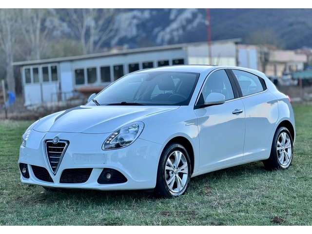 Alfa Romeo Giulietta 1.4T~120hp~LPG! - автомобили, коли, обяви за нови и употребявани 0