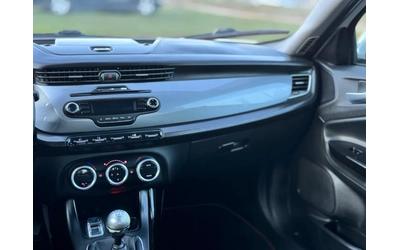 Alfa Romeo Giulietta 1.4T~120hp~LPG! - автомобили, коли, обяви за нови и употребявани 11