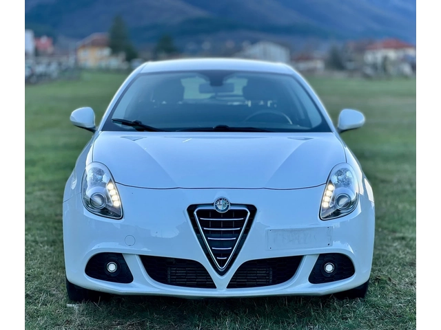 Alfa Romeo Giulietta 1.4T~120hp~LPG! - автомобили, коли, обяви за нови и употребявани 1