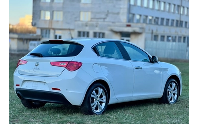 alfa-romeo-giulietta - 4