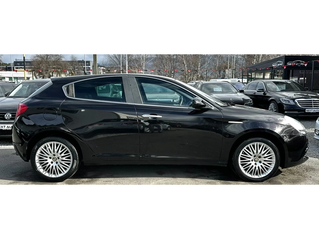 Alfa Romeo Giulietta 2.0JTDm 140HP 169 000KM NAVI EU5A - автомобили, коли, обяви за нови и употребявани 3