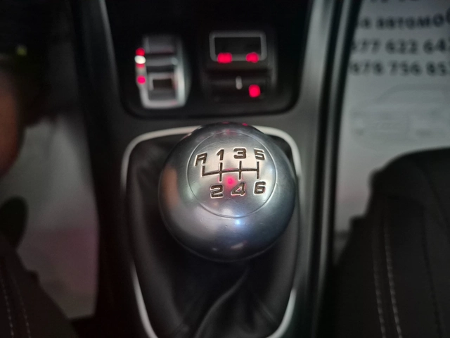 Alfa Romeo Giulietta 1.4T БЕНЗИН/ГАЗ - автомобили, коли, обяви за нови и употребявани 15