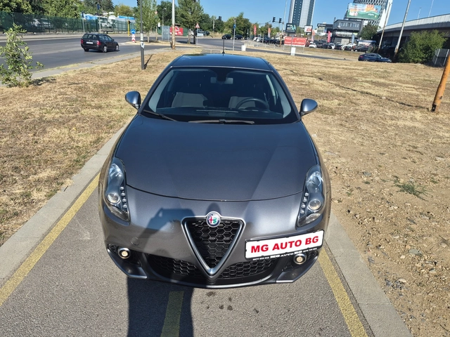 Alfa Romeo Giulietta 1.4T БЕНЗИН/ГАЗ - автомобили, коли, обяви за нови и употребявани 2