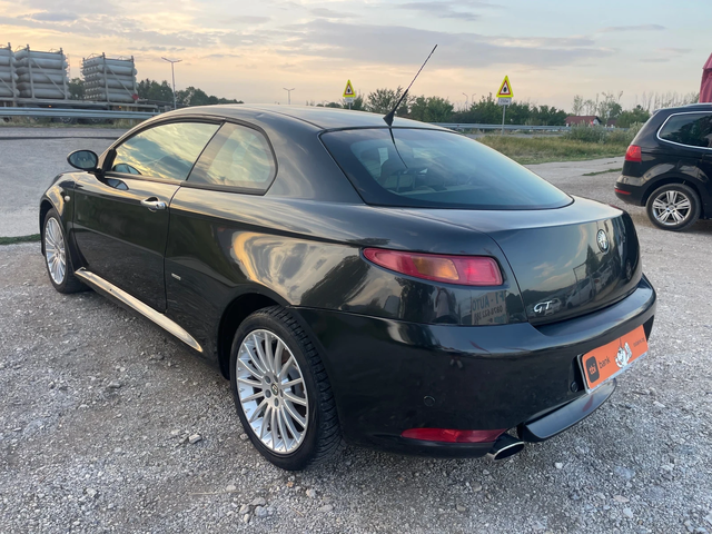 Alfa Romeo Gt 1.9GTD-150-ITALIA - автомобили, коли, обяви за нови и употребявани 8