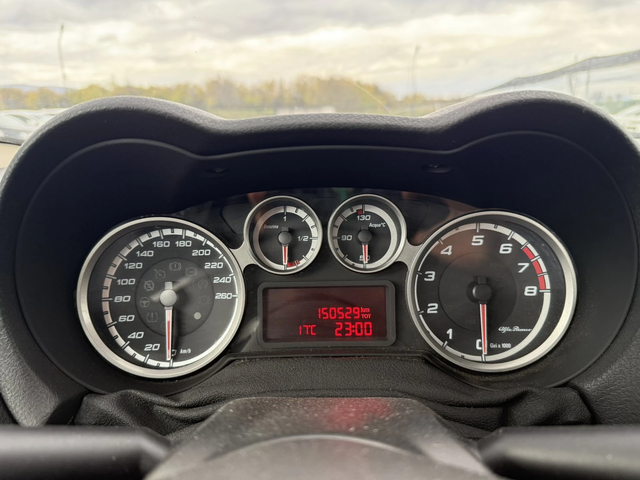 Alfa Romeo MiTo 1.4, Нов внос - автомобили, коли, обяви за нови и употребявани 15