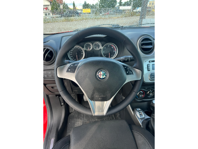 Alfa Romeo MiTo 1.6JTD - автомобили, коли, обяви за нови и употребявани 9