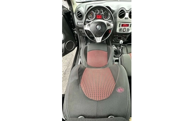 Alfa Romeo MiTo 1.4i 105HP 175 000KM EURO5A - автомобили, коли, обяви за нови и употребявани 9