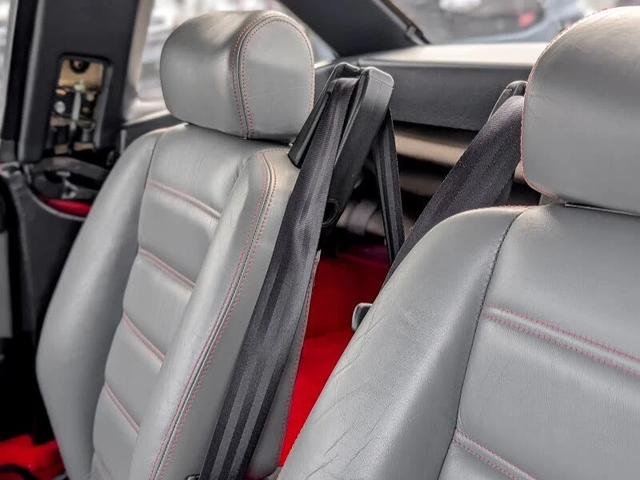 Alfa Romeo Spider 1988 Alfa Romeo Spider Quadrifoglio RWD - автомобили, коли, обяви за нови и употребявани 14