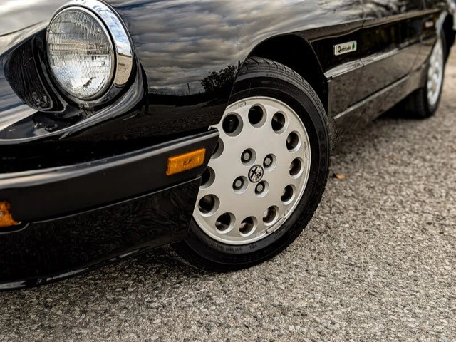 Alfa Romeo Spider 1988 Alfa Romeo Spider Quadrifoglio RWD - автомобили, коли, обяви за нови и употребявани 2