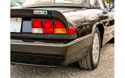 Alfa Romeo Spider 1988 Alfa Romeo Spider Quadrifoglio RWD - автомобили, коли, обяви за нови и употребявани 6