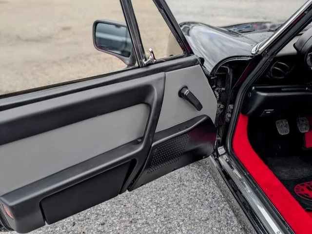 Alfa Romeo Spider 1988 Alfa Romeo Spider Quadrifoglio RWD - автомобили, коли, обяви за нови и употребявани 8