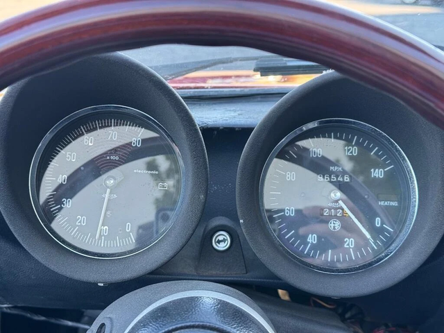 Alfa Romeo Spider Veloce КОЖА/СЕРВИЗНА ИСТОРИЯ/МЕК ТАВАН/КРАЙНА ЦЕНА - автомобили, коли, обяви за нови и употребявани 11