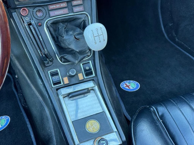 Alfa Romeo Spider Veloce КОЖА/СЕРВИЗНА ИСТОРИЯ/МЕК ТАВАН/КРАЙНА ЦЕНА - автомобили, коли, обяви за нови и употребявани 13