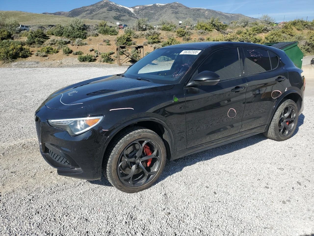 Alfa Romeo Stelvio QUADRIFOGLIO* КЛИП НА МОТОР* АВТО КРЕДИТ - автомобили, коли, обяви за нови и употребявани 0