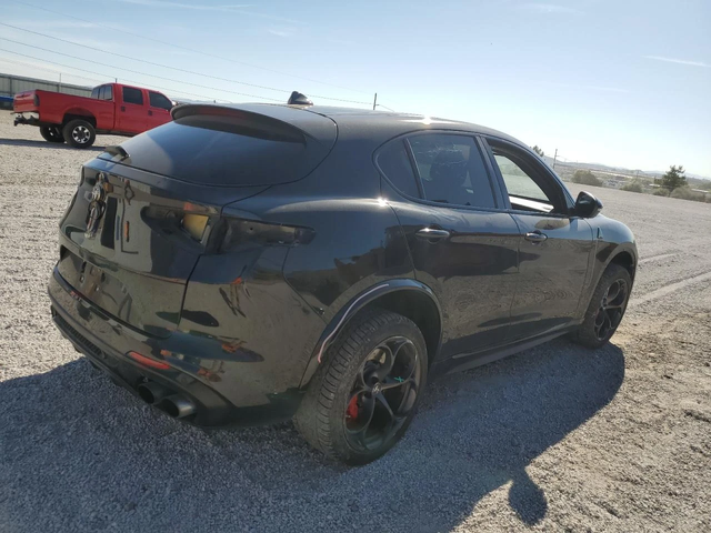 Alfa Romeo Stelvio QUADRIFOGLIO* КЛИП НА МОТОР* АВТО КРЕДИТ - автомобили, коли, обяви за нови и употребявани 5