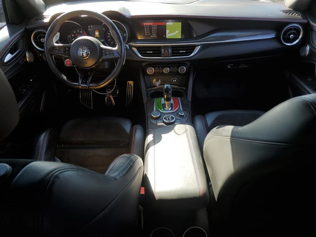 Alfa Romeo Stelvio QUADRIFOGLIO* КЛИП НА МОТОР* АВТО КРЕДИТ - автомобили, коли, обяви за нови и употребявани 7