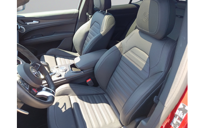 Alfa Romeo Stelvio - автомобили, коли, обяви за нови и употребявани 9