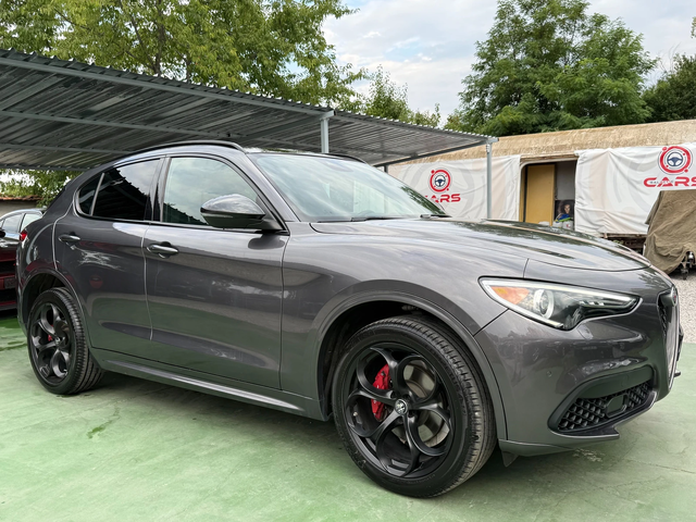 Alfa Romeo Stelvio Q4 - автомобили, коли, обяви за нови и употребявани 2