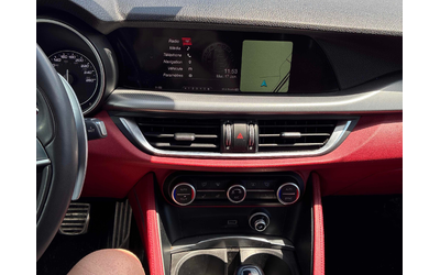 Alfa Romeo STELVIO 2.0L 4cyl AWD - автомобили, коли, обяви за нови и употребявани 8