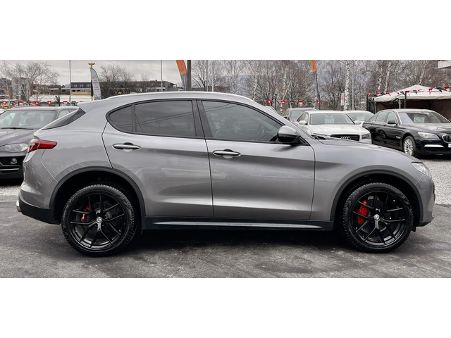 Alfa Romeo Stelvio Q4 280HP E6 LPG - автомобили, коли, обяви за нови и употребявани 3